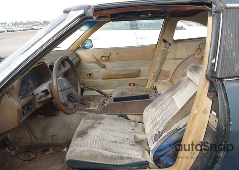 1983 Datsun 280Zx 2+2 z USA, uszkodzony, nr VIN JN1HZ06S9DX508114